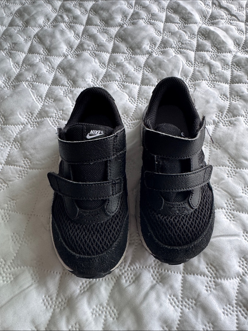 Nike Kids Black Mesh Velcro Sneakers